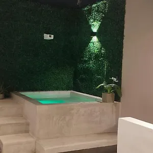 *** Pensión Kika México